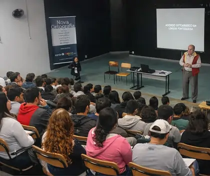 Alcance e impacto: centenas de milhares de alunos